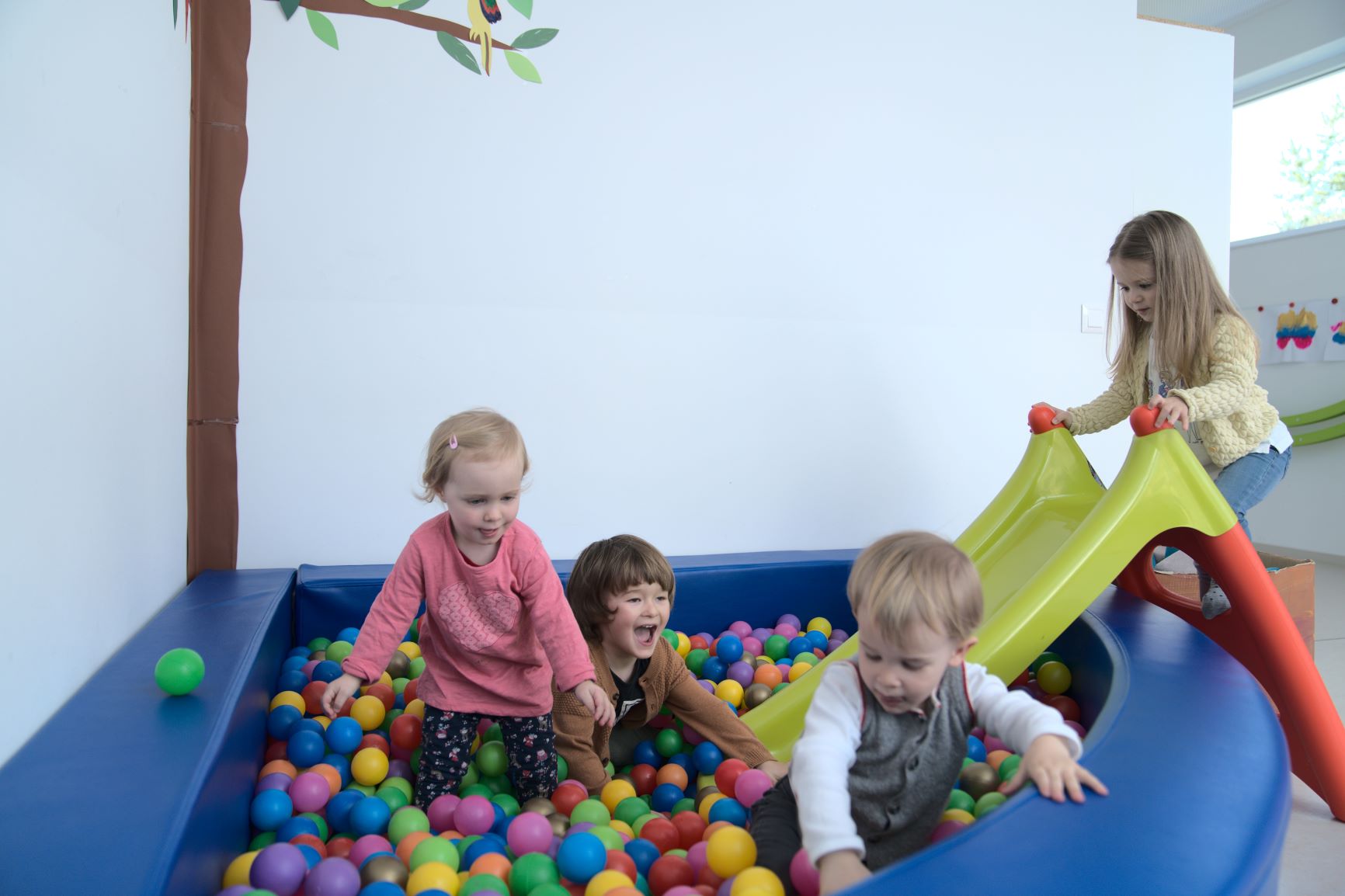 Spielende Kinder